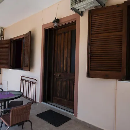Manthiata Studios Exanthia Exterior photo
