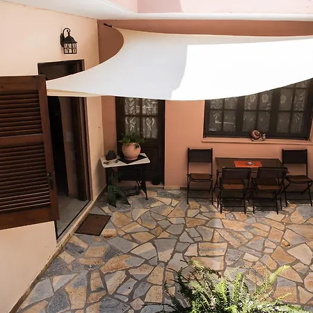 Manthiata Studios Exanthia Exterior photo