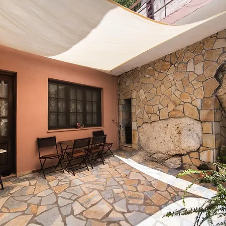 Manthiata Studios Exanthia Exterior photo